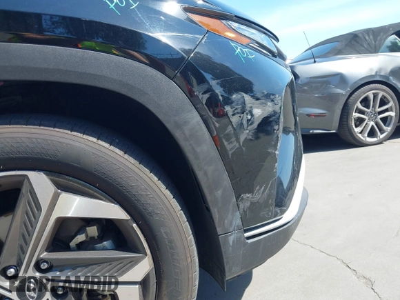 2023 Hyundai Tucson SEL with VIN 5NMJF3AE4PH201621, listed as a IAAI auction lot 41844949 with 7,987 mi miles and . Bid and sale history available at carsss.com. Image 12.