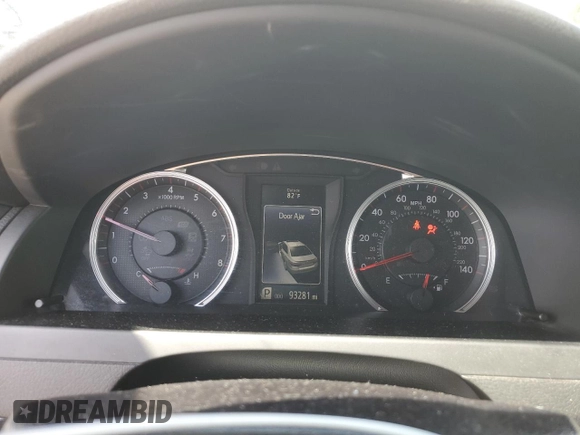 2017 Toyota Camry XLE z VIN 4T1BF1FK4HU703560, wystawiony jako Copart lot #58916665 z przebiegiem 93 281 mil mil oraz Szkoda całkowita • Salvage title. Historia ofert i sprzedaży dostępna na DreamBid. Obrazek 9.