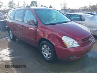 2008 Kia Sedona LX with VIN KNDMB233986222686, listed as a IAAI auction lot 41370167 with 216,383 mi miles. Bid and sale history available at carsss.com. Image 1.