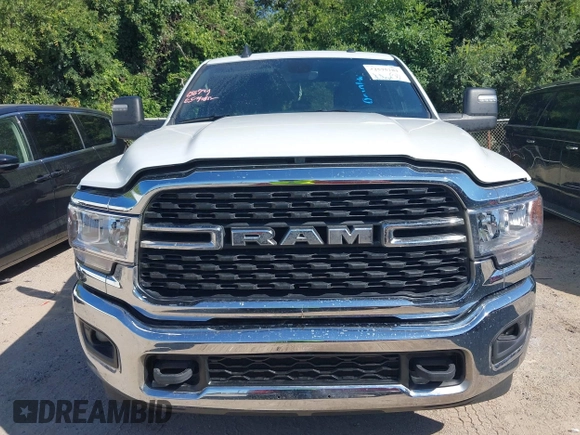 2024 Ram 2500 Big Horn with VIN 3C6UR5DJ2RG303949, listed as a IAAI auction lot 42575281 with 117,754 mi miles and . Bid and sale history available at DreamBid. Image 12.