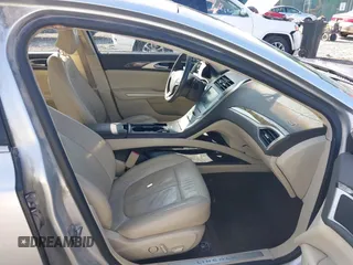 2013 Lincoln MKZ с VIN 3LN6L2GK5DR810147, выставлен на аукционе IAAI как лот 40102072 с пробегом 133 690 миль миль и . История ставок и продаж доступна на DreamBid. Изображение 5.