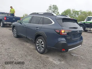2024 Subaru Outback Touring с VIN 4S4BTAPC8R3102174, выставлен на аукционе IAAI как лот 42241698 с пробегом 15 427 миль миль и . История ставок и продаж доступна на DreamBid. Изображение 3.