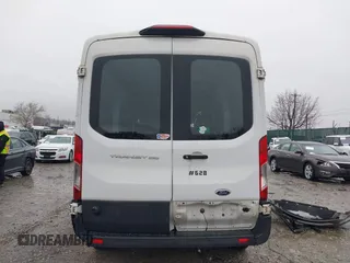 2018 Ford Transit z VIN 1FTYR2CM1JKA72172, wystawiony jako IAAI lot #41864907 z przebiegiem Nie podano mil oraz . Historia ofert i sprzedaży dostępna na DreamBid. Obrazek 6.