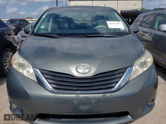 2014 Toyota Sienna XLE with VIN 5TDYK3DC2ES448876, listed as a IAAI auction lot 42519351 with 154,601 mi miles and . Bid and sale history available at DreamBid. Image 12.