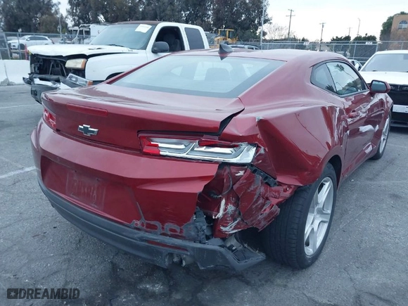 2016 Chevrolet Camaro 1LT with VIN 1G1FB1RS6G0142452, listed as a IAAI auction lot 41896232 with 92473 miles. Bid and sale history available at carsss.com. Image 4.