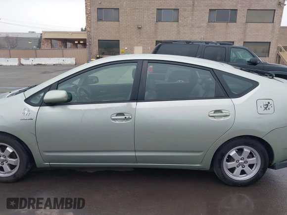 2006 Toyota Prius with VIN JTDKB20U763158151, listed as a IAAI auction lot 41637561 with 223,156 mi miles. Bid and sale history available at carsss.com. Image 14.