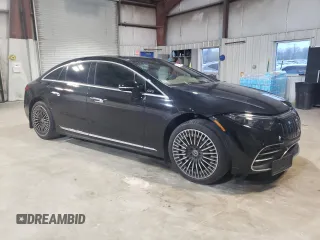 2022 Mercedes-Benz EQS 580 z VIN W1KCG4EB8NA020966, wystawiony jako Copart lot #52406925 z przebiegiem 9 507 mil mil oraz Szkoda całkowita • Salvage title. Historia ofert i sprzedaży dostępna na DreamBid. Obrazek 4.