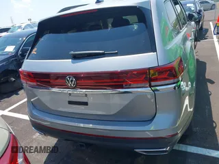 2025 Volkswagen Atlas SE z VIN 1V2WR2CA4SC509329, wystawiony jako IAAI lot #42122879 z przebiegiem Nie podano mil oraz . Historia ofert i sprzedaży dostępna na DreamBid. Obrazek 16.