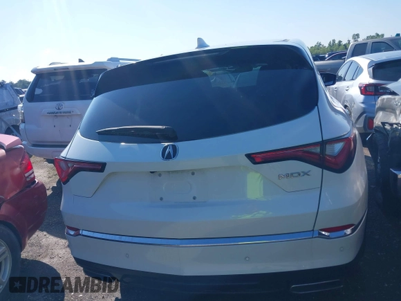 2024 Acura MDX Technology with VIN 5J8YD9H46RL006076, listed as a IAAI auction lot 42152181 with 14,707 mi miles and . Bid and sale history available at DreamBid. Image 16.