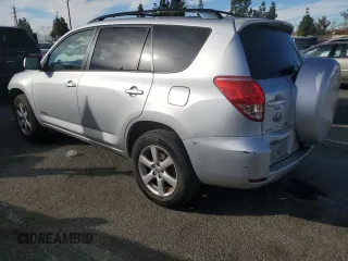 2008 Toyota RAV4 Ltd with VIN JTMZD31V286075105, listed as a Copart auction lot 43287065 with 190,897 mi miles and Salvage Title. Bid and sale history available at carsss.com. Image 2.