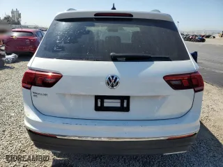 2020 Volkswagen Tiguan SE with VIN 3VV3B7AX1LM069603, listed as a Copart auction lot 51804315 with 24,489 mi miles and Clean Title. Bid and sale history available at carsss.com. Image 6.