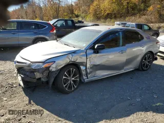 2018 Toyota Camry LE с VIN 4T1B11HK0JU644069, выставлен на аукционе Copart как лот 76883354 с пробегом 85 298 миль миль и Списание • Salvage title. История ставок и продаж доступна на DreamBid. Изображение 1.