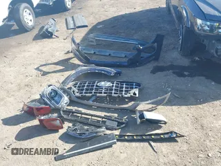 2022 Hyundai Venue Limited с VIN KMHRC8A30NU152541, выставлен на аукционе IAAI как лот 41363702 с пробегом 53 137 миль миль и . История ставок и продаж доступна на DreamBid. Изображение 12.