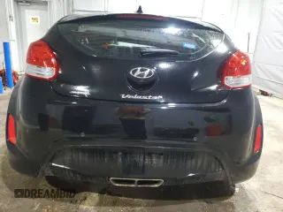 2012 Hyundai Veloster w/Gray Int z VIN KMHTC6AD8CU021518, wystawiony jako Copart lot #55635095 z przebiegiem 90 011 mil mil oraz Czysty tytuł • Clean title. Historia ofert i sprzedaży dostępna na DreamBid. Obrazek 6.