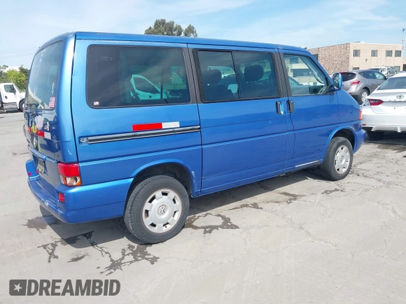 2000 Volkswagen EuroVan с VIN WV2MH4703YH022435, выставлен на аукционе IAAI как лот 42106304 с пробегом 185 376 миль миль и . История ставок и продаж доступна на DreamBid. Изображение 4.