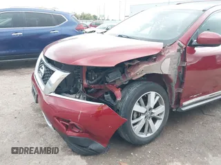 2014 Nissan Pathfinder SV with VIN 5N1AR2MN2EC615825, listed as a IAAI auction lot 41920321 with 167,506 mi miles. Bid and sale history available at carsss.com. Image 6.
