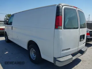 1999 Chevrolet City Express Cargo z VIN 1GCFG15M8X1044680, wystawiony jako IAAI lot #42466789 z przebiegiem Nie podano mil oraz . Historia ofert i sprzedaży dostępna na DreamBid. Obrazek 3.