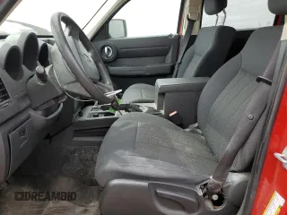 2011 Dodge Nitro Heat z VIN 1D4PU4GK8BW576875, wystawiony jako Copart lot #57610975 z przebiegiem 128 630 mil mil oraz Szkoda całkowita • Salvage title. Historia ofert i sprzedaży dostępna na DreamBid. Obrazek 7.