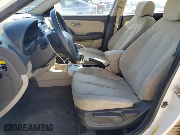 2009 Hyundai Elantra SE z VIN KMHDU46D29U726810, wystawiony jako Copart lot #48394825 z przebiegiem 172 611 mil mil oraz Szkoda całkowita • Salvage title. Historia ofert i sprzedaży dostępna na DreamBid. Obrazek 7.