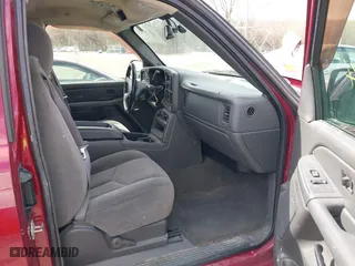 2006 Chevrolet Silverado 1500 LT2 with VIN 1GCEK19B86Z174901, listed as a IAAI auction lot 41871524 with 194,885 mi miles. Bid and sale history available at carsss.com. Image 5.