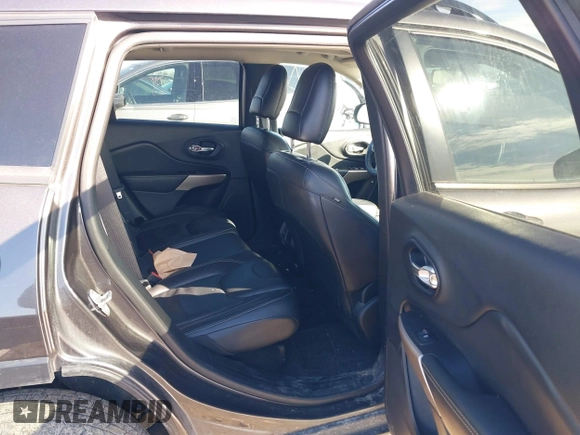 2017 Jeep Cherokee Limited с VIN 1C4PJMDS0HW647733, выставлен на аукционе IAAI как лот 41522345 с пробегом 98 181 миль миль и . История ставок и продаж доступна на DreamBid. Изображение 8.