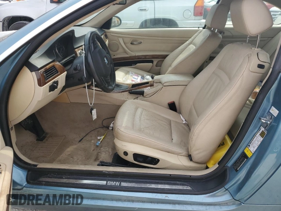 2008 BMW 3 Series 328xi z VIN WBAWC33508PD09383, wystawiony jako Copart lot #77994954 z przebiegiem 136 592 mil mil oraz Szkoda całkowita • Salvage title. Historia ofert i sprzedaży dostępna na DreamBid. Obrazek 7.