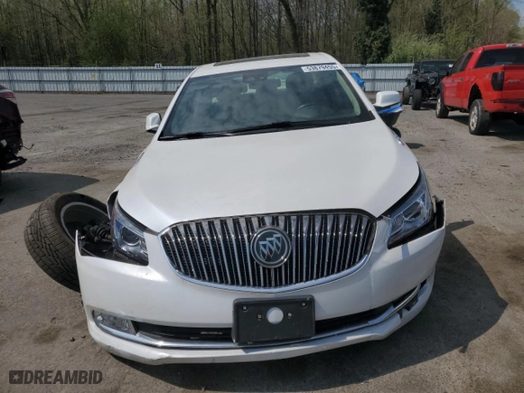 2016 Buick LaCrosse Premium I with VIN 1G4GD5G31GF101888, listed as a Copart auction lot 53879455 with 47,816 mi miles and Salvage Title. Bid and sale history available at carsss.com. Image 5.
