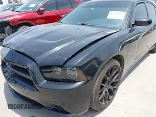 2014 Dodge Charger RT z VIN 2C3CDXCT4EH337763, wystawiony jako IAAI lot #42281217 z przebiegiem 121 653 mil mil oraz . Historia ofert i sprzedaży dostępna na DreamBid. Obrazek 18.