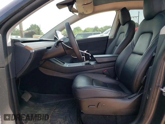 2021 Tesla Model Y Long Range z VIN 5YJYGDEE0MF263137, wystawiony jako Copart lot #57295705 z przebiegiem 63 627 mil mil oraz Szkoda całkowita • Salvage title. Historia ofert i sprzedaży dostępna na DreamBid. Obrazek 7.