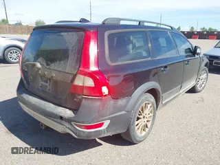 2009 Volvo XC70 3.0T z VIN YV4BZ992091056824, wystawiony jako IAAI lot #42302566 z przebiegiem 305 168 mil mil oraz . Historia ofert i sprzedaży dostępna na DreamBid. Obrazek 4.