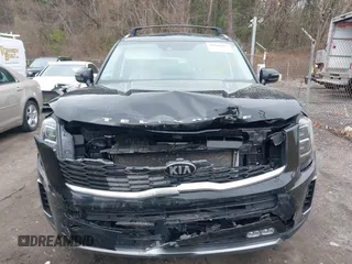 2020 Kia Telluride SX with VIN 5XYP5DHC5LG079332, listed as a IAAI auction lot 42080415 with 60,695 mi miles and . Bid and sale history available at carsss.com. Image 12.