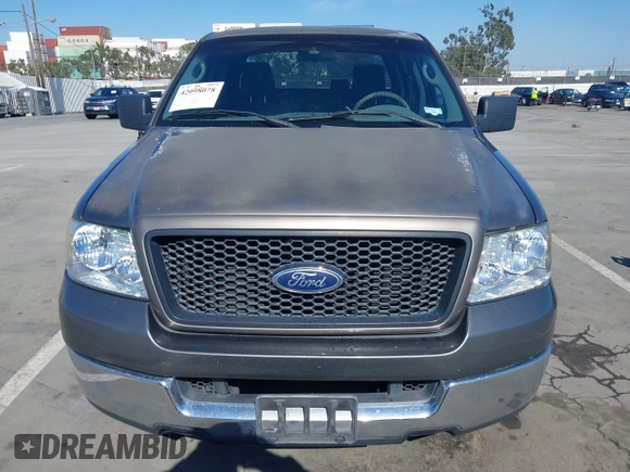 2005 Ford F-150 XLT с VIN 1FTRW12W55KD46912, выставлен на аукционе IAAI как лот 42098078 с пробегом 167 819 миль миль и . История ставок и продаж доступна на DreamBid. Изображение 12.