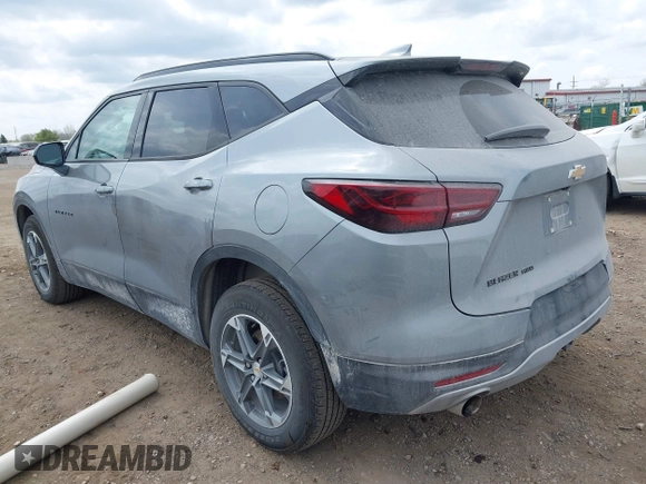2023 Chevrolet Blazer LT с VIN 3GNKBHR40PS235497, выставлен на аукционе IAAI как лот 42124586 с пробегом 20 533 миль миль и . История ставок и продаж доступна на DreamBid. Изображение 3.