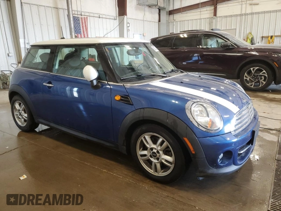 2013 MINI Hardtop with VIN WMWSU3C53DT681665, listed as a Copart auction lot 60752355 with 104,874 mi miles and Salvage title. Bid and sale history available at DreamBid. Image 4.