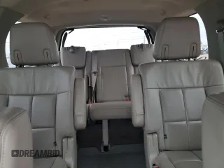 2013 Lincoln Navigator z VIN 5LMJJ2H55DEL07940, wystawiony jako Copart lot #50454775 z przebiegiem 182 682 mil mil oraz Szkoda całkowita • Salvage title. Historia ofert i sprzedaży dostępna na DreamBid. Obrazek 10.