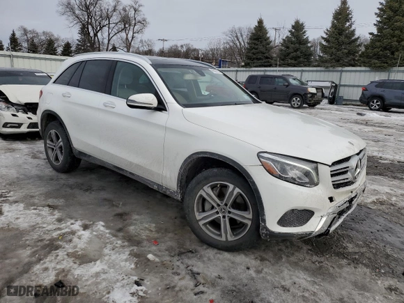 2019 Mercedes-Benz GLC with VIN WDC0G4KB1KF633005, listed as a Copart auction lot 45636725 with NaN miles and Salvage Title. Bid and sale history available at carsss.com. Image 4.