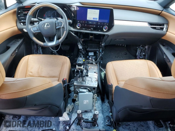 2023 Lexus RX with VIN 2T2BAMBA2PC021933, listed as a Copart auction lot 61290324 with 4,412 mi miles and Non Repairable. Bid and sale history available at carsss.com. Image 8.