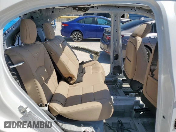 2024 Cadillac XT4 FWD Premium Luxury with VIN 1GYFZCR42RF234359, listed as a Copart auction lot 47890595 with Not provided miles and Non repairable. Bid and sale history available at DreamBid. Image 11.