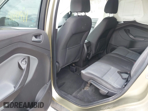 2013 Ford Escape SE with VIN 1FMCU0G90DUA41793, listed as a IAAI auction lot 41842981 with 179,312 mi miles. Bid and sale history available at carsss.com. Image 8.
