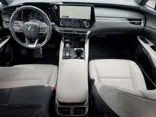 2023 Lexus RX 350h z VIN 2T2BBMCAXPC015258, wystawiony jako Copart lot #48760745 z przebiegiem 22 839 mil mil oraz Szkoda całkowita • Salvage title. Historia ofert i sprzedaży dostępna na DreamBid. Obrazek 8.