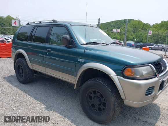2004 Mitsubishi Montero XLS z VIN JA4MT31R34J007557, wystawiony jako IAAI lot #42368032 z przebiegiem 172 104 mil mil oraz . Historia ofert i sprzedaży dostępna na DreamBid. Obrazek 1.