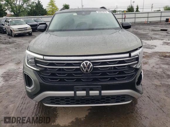 2024 Volkswagen Atlas Peak Edition SEL with VIN 1V2GR2CA8RC544325, listed as a Copart auction lot 56823975 with 16,469 mi miles and Salvage title. Bid and sale history available at DreamBid. Image 5.