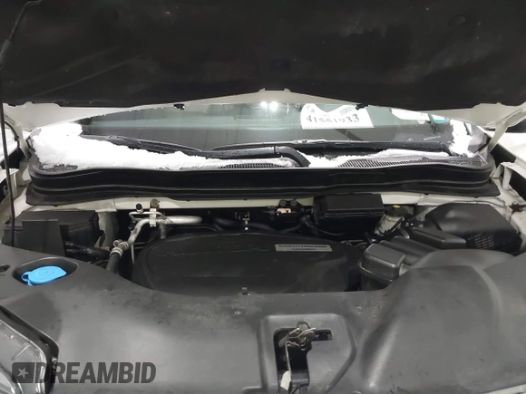 2019 Honda Pilot Touring 7-Passenger with VIN 5FNYF6H64KB005798, listed as a IAAI auction lot 41551933 with 103,151 mi miles. Bid and sale history available at carsss.com. Image 10.