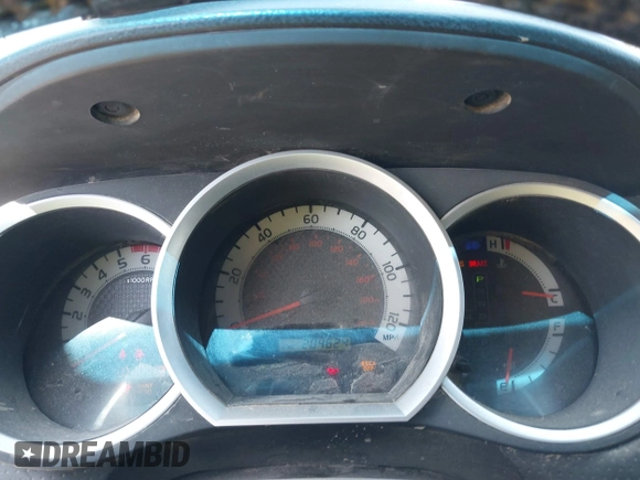 2013 Toyota Tacoma with VIN 5TFLU4EN0DX071533, listed as a IAAI auction lot 42050609 with 204,624 mi miles and . Bid and sale history available at DreamBid. Image 7.