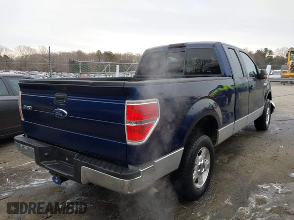 2010 Ford F-150 XL with VIN 1FTEX1C83AFB35240, listed as a IAAI auction lot 41370586 with 21,658 mi miles. Bid and sale history available at carsss.com. Image 4.