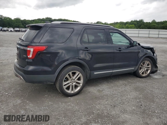 2017 Ford Explorer XLT with VIN 1FM5K8D81HGD00692, listed as a Copart auction lot 58117395 with 133,267 mi miles and Salvage title. Bid and sale history available at DreamBid. Image 3.