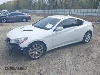 2016 Hyundai Genesis Coupe 3.8L Base with VIN KMHHT6KJ1GU134260, listed as a IAAI auction lot 41948319 with 154,259 mi miles. Bid and sale history available at carsss.com. Image 18.
