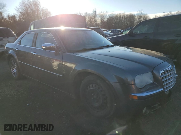 2009 Chrysler 300 with VIN 2C3LA63T09H545714, listed as a Copart auction lot 41798105 with 253,066 mi miles and Clean Title. Bid and sale history available at carsss.com. Image 4.