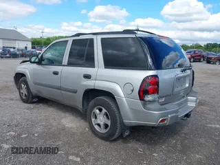 2004 Chevrolet TrailBlazer LS with VIN 1GNDT13S642294954, listed as a IAAI auction lot 42193858 with 125,677 mi miles and . Bid and sale history available at DreamBid. Image 3.