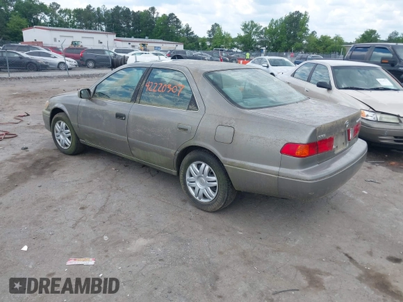 2001 Toyota Camry CE with VIN 4T1BG28K11U040227, listed as a IAAI auction lot 42220307 with 212,125 mi miles and . Bid and sale history available at DreamBid. Image 3.